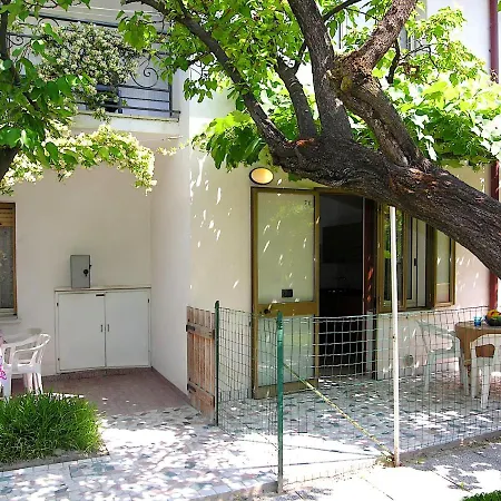 Villa Angela Bibione Exterior photo